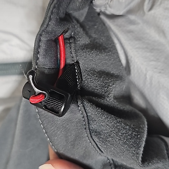 Tesla Vest - Picture 7 of 8